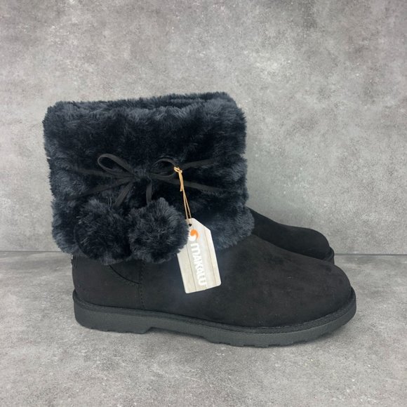 Makalu Tani Faux Fur Lined Pom Pom Boot bootie, Black, Women's 10 - Picture 1 of 8